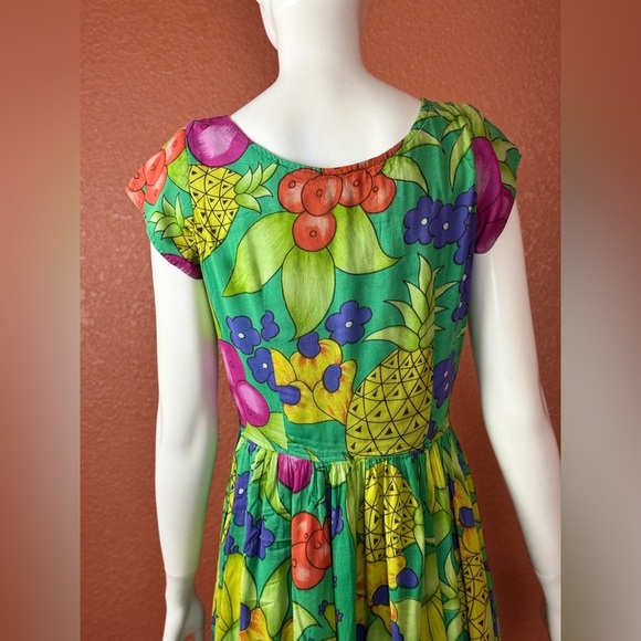 Rene derby Colorful Floral Women's Dress Size Medium. E96 - Picture 11 of 13